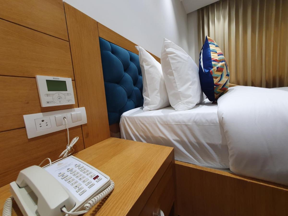 Hotel Classio Royale อัมริตสา ภายนอก รูปภาพ