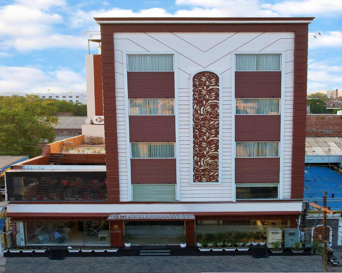 Hotel Classio Royale อัมริตสา ภายนอก รูปภาพ