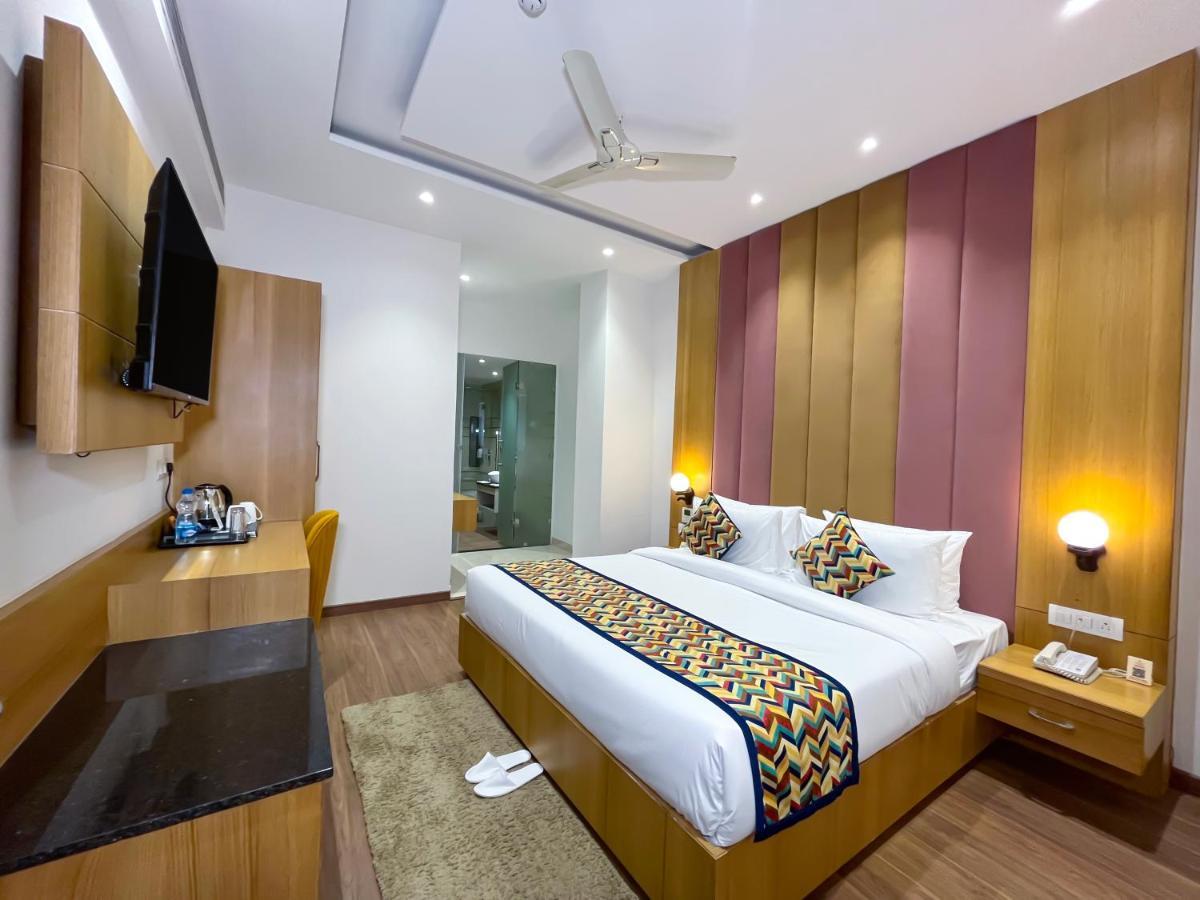 Hotel Classio Royale อัมริตสา ภายนอก รูปภาพ